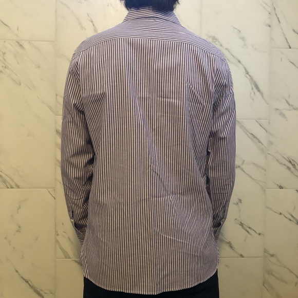 [L] Fairlane Slim Button Down - Picture 4 of 6